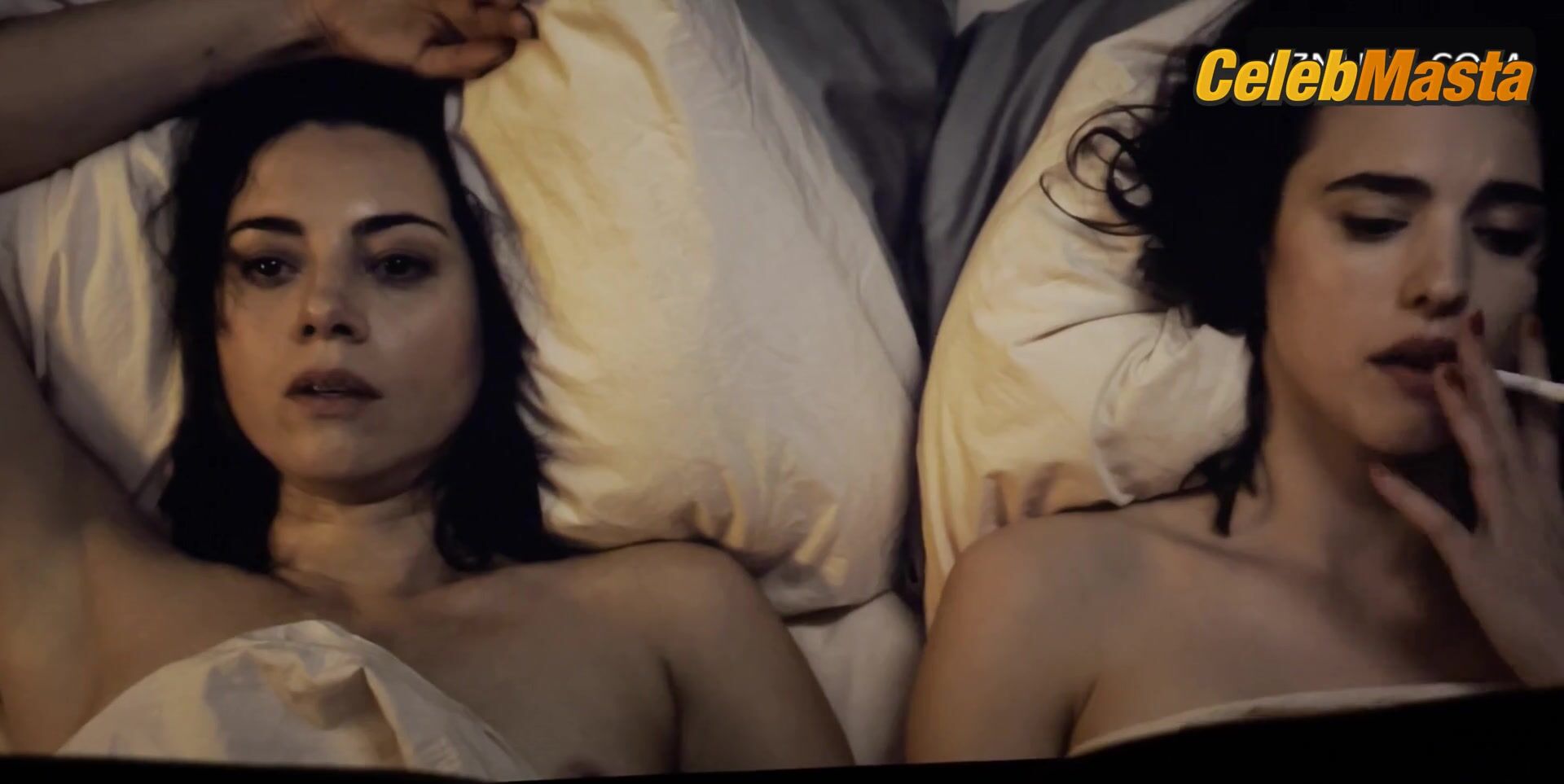 Aubrey Plaza And Margaret Qualley Lesbian, Breasts Scene - Photo 1 of 5 photo 2