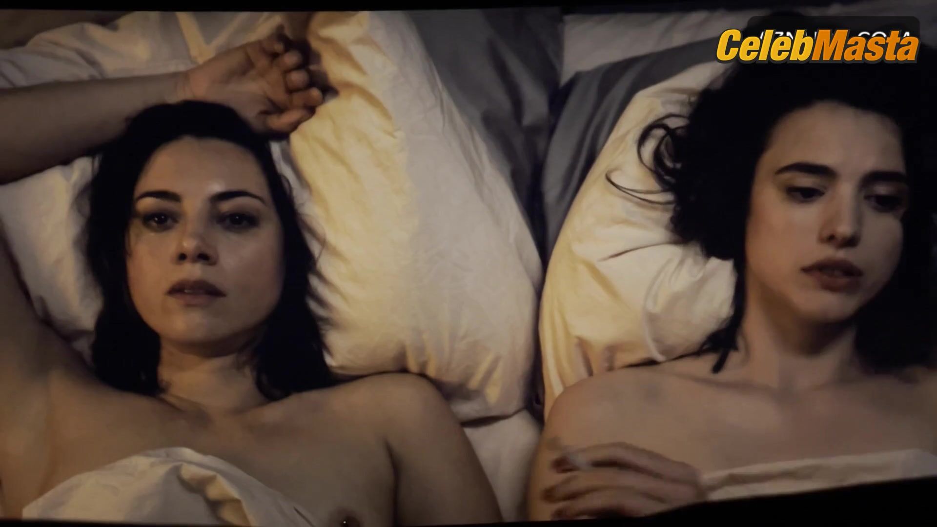 Aubrey Plaza And Margaret Qualley Lesbian, Breasts Scene - Photo 1 of 5 photo 5