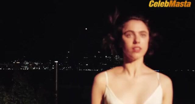Margaret Qualley Breasts Scene In Tiny Moves - Photo 1 of 5 photo 3