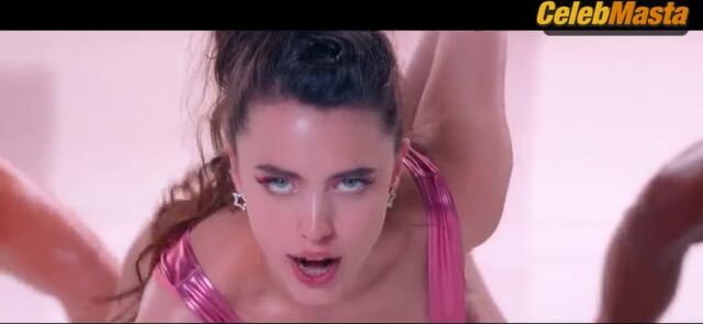 Margaret Qualley Breasts, Prosthetic Scene In The Substance - Photo 5 of 5 photo 3