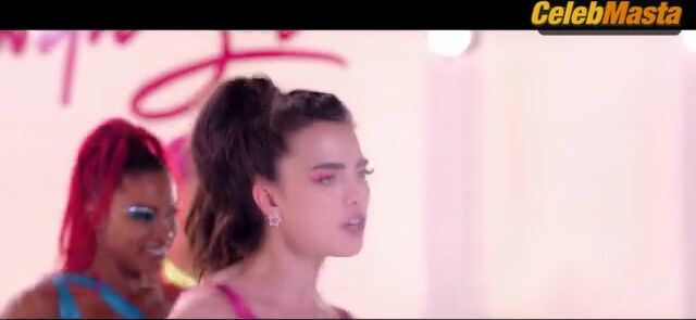 Margaret Qualley Breasts, Prosthetic Scene In The Substance - Photo 5 of 5 photo 4