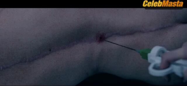 Demi Moore Margaret Qualley And Butt, Breasts Scene In - Photo 1 of 5 photo 4