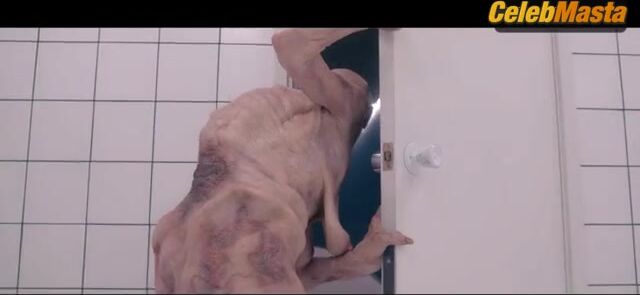 Demi Moore Margaret Qualley And Breasts, Butt Scene In - Photo 1 of 5 photo 4