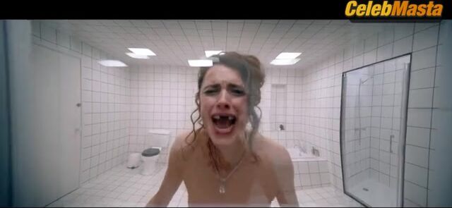 Margaret Qualley Breasts, Prosthetic Scene In The Substance - Photo 5 of 5 photo 3