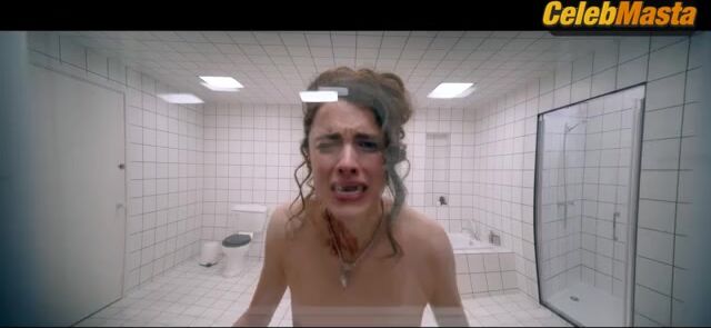 Margaret Qualley Breasts, Prosthetic Scene In The Substance - Photo 5 of 5 photo 4