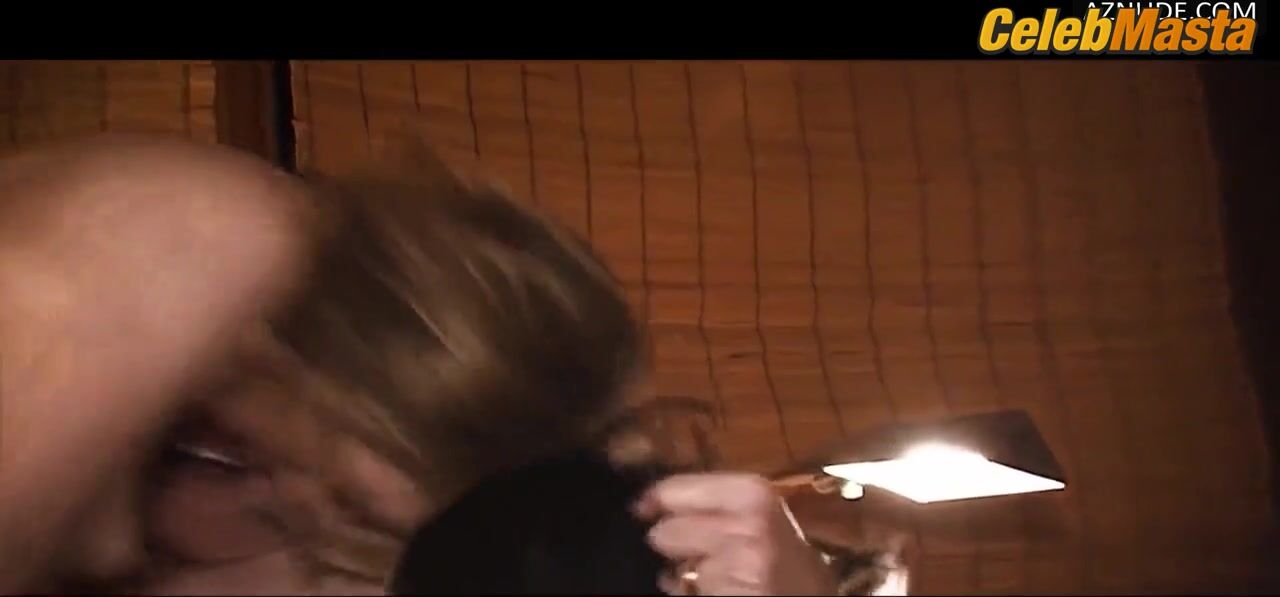 Emma Stone And Margaret Qualley Booty, Tits Scene From - Photo 1 of 5 photo 5