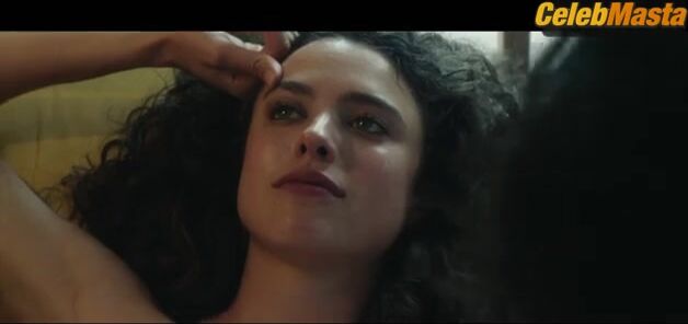 Margaret Qualley Tits Scene From Stars At Noon - Photo 1 of 5 photo 3