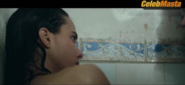 Margaret Qualley Tits Scene From Stars At Noon - Photo 2 of 5 photo 3