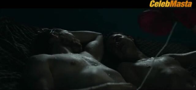 Margaret Qualley Tits Scene From Stars At Noon - Photo 2 of 5 photo 5