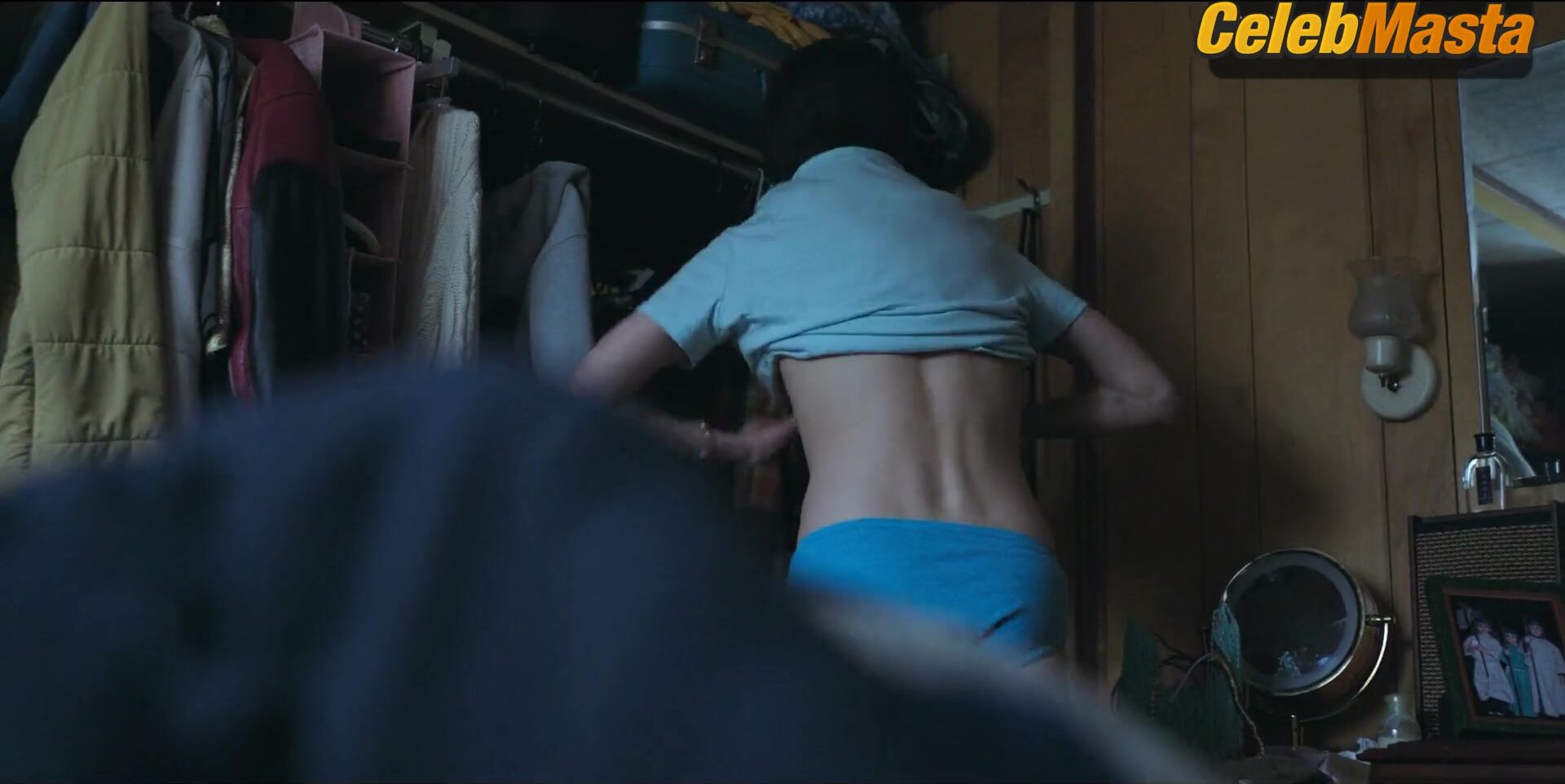 Margaret Qualley Tits And Underwear Scene From Maid - Photo 1 of 5 photo 3