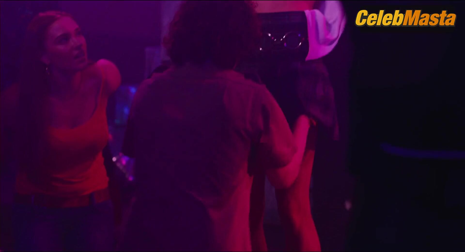 Chloe Levine Margaret Qualley And ’s Lesbian - Photo 4 of 5 photo 5