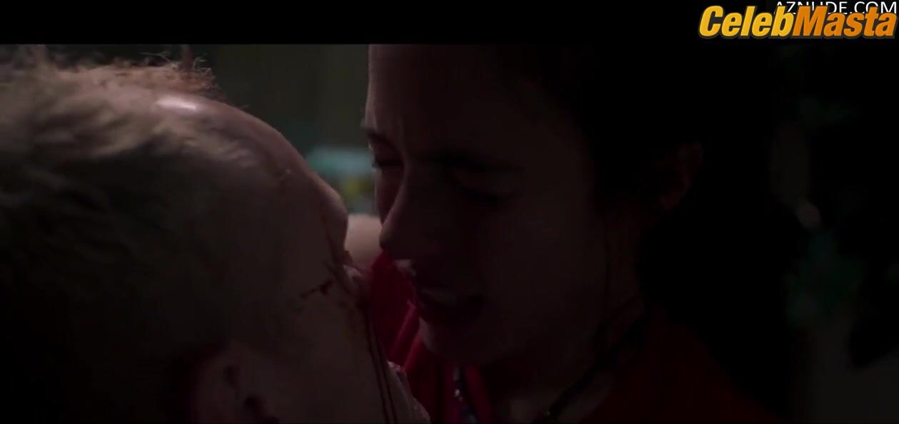 Margaret Qualley Tits, Underwear Scene From Donnybrook - Photo 2 of 5 photo 3