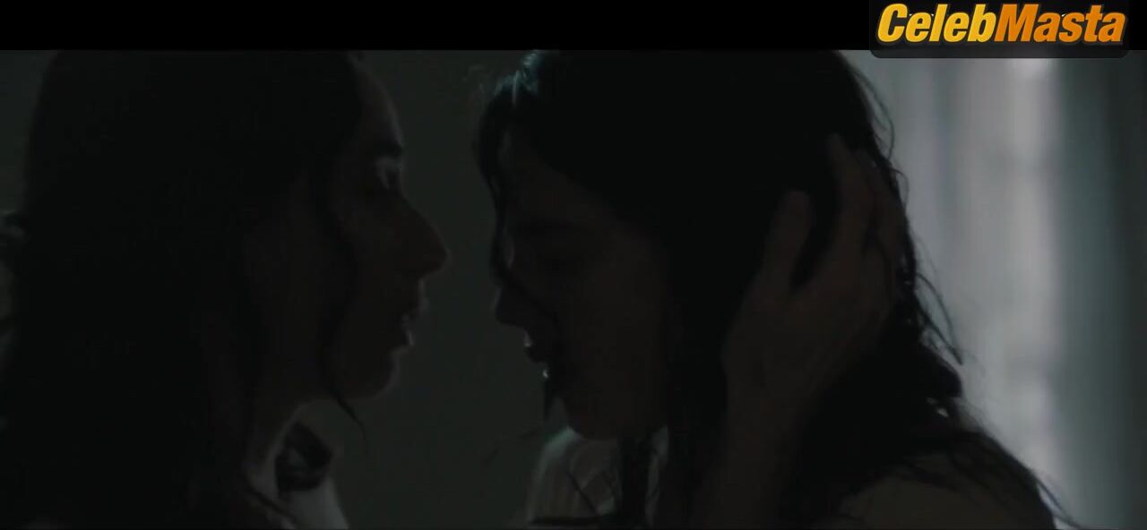 Margaret Qualley And Rebecca Dayan Lesbian Sex Scene From - Photo 1 of 5 photo 2