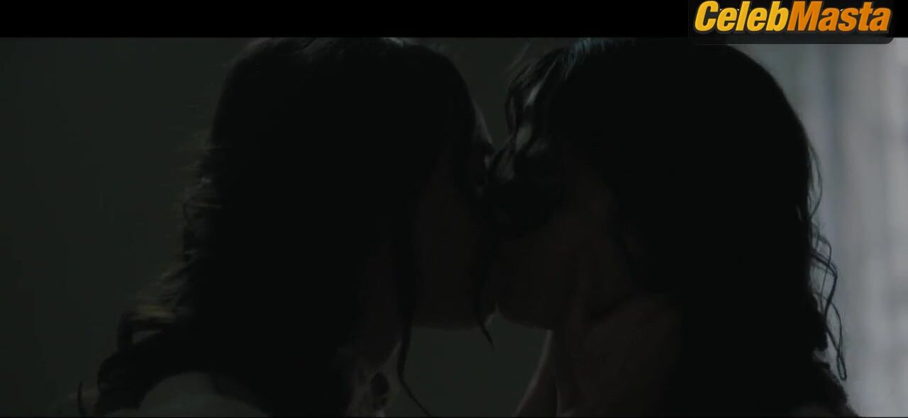 Margaret Qualley And Rebecca Dayan Lesbian Sex Scene From - Photo 1 of 5 photo 3