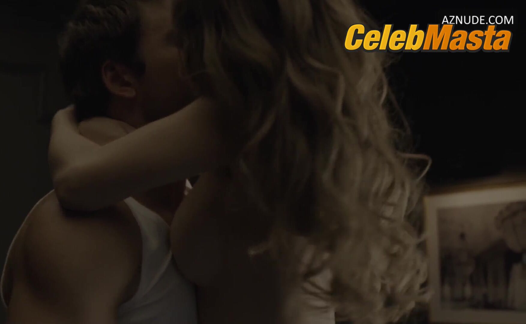 Sydney Sweeney Tits Scene From The Housemaid - Photo 2 of 5 photo 3