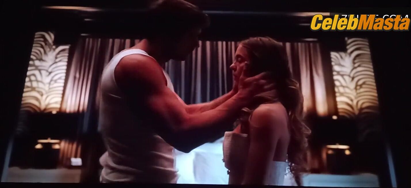 Sydney Sweeney Ass, Tits Scene From The Housemaid - Photo 3 of 5 photo 2