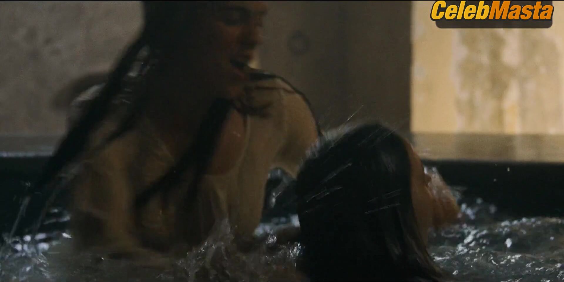 Giulia Heathfield Di Renzi Sydney Sweeney And Underwear Scene From - Photo 1 of 5 photo 2