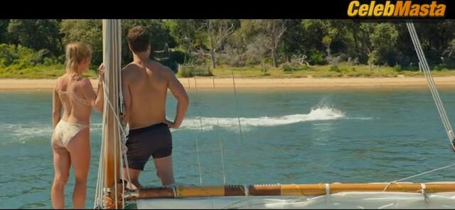 Sydney Sweeney Swimsuit Scene From Anyone But You - Photo 1 of 5 photo 4