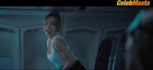 Sydney Sweeney ’s Sexy Scene From Anyone But You - Photo 2 of 5