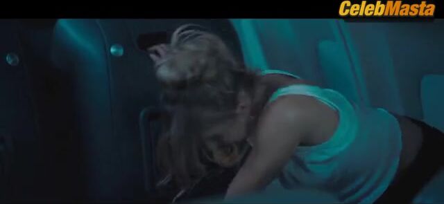 Sydney Sweeney ’s Sexy Scene From Anyone But You - Photo 2 of 5 photo 3
