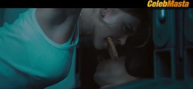Sydney Sweeney ’s Sexy Scene From Anyone But You - Photo 2 of 5 photo 5