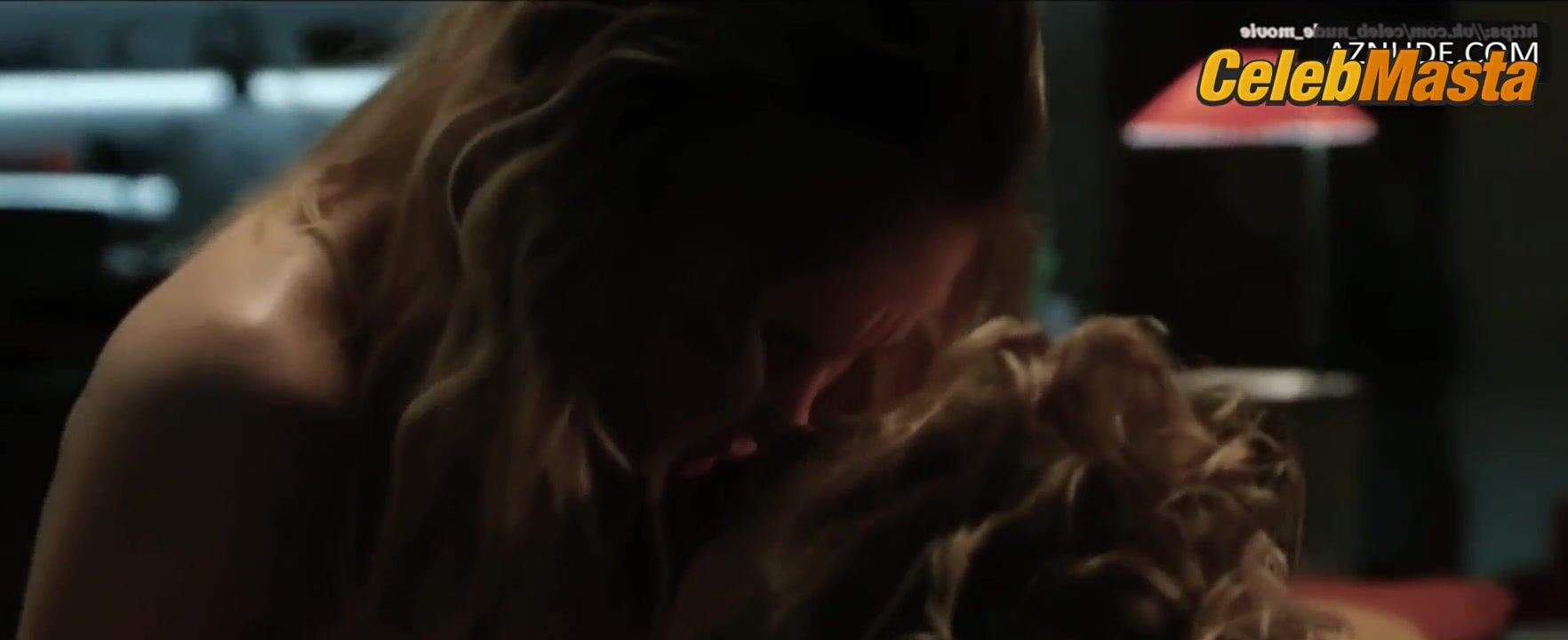 Sydney Sweeney Ass, Tits Scene From The Voyeurs - Photo 2 of 5 photo 5