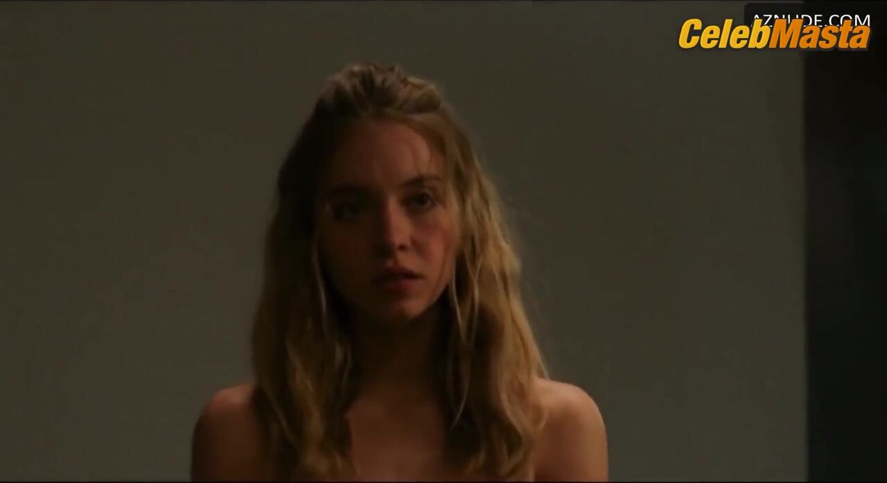Sydney Sweeney Tits Scene From The Voyeurs - Photo 2 of 5