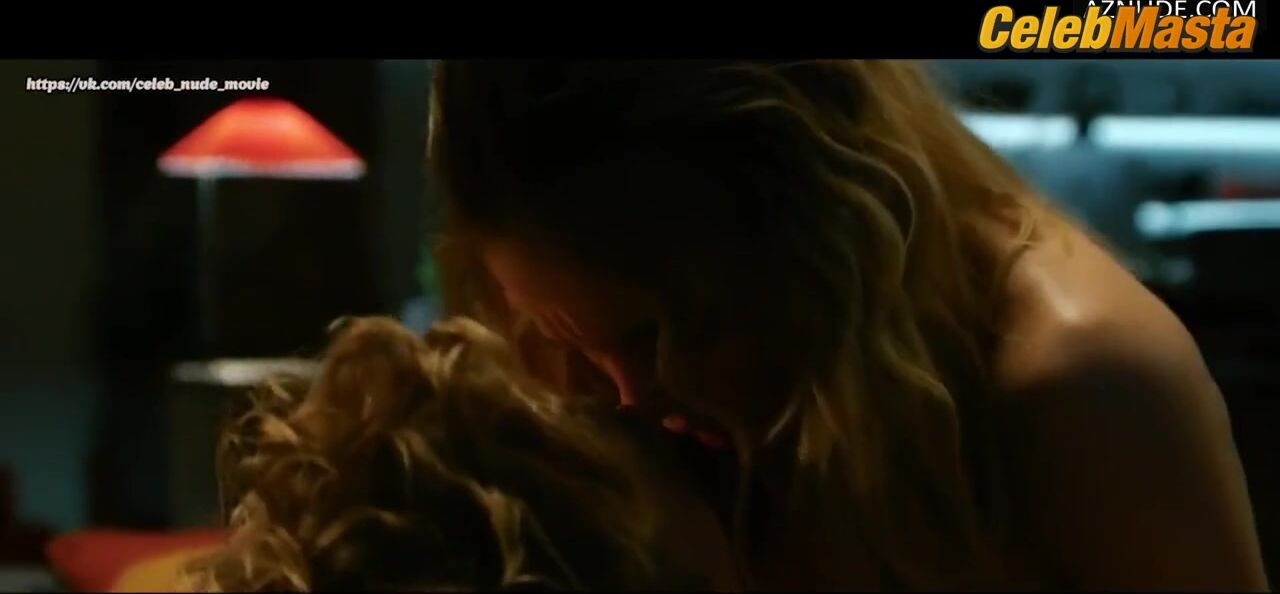 Sydney Sweeney Booty, Underwear Scene In The Voyeurs - Photo 1 of 5 photo 5