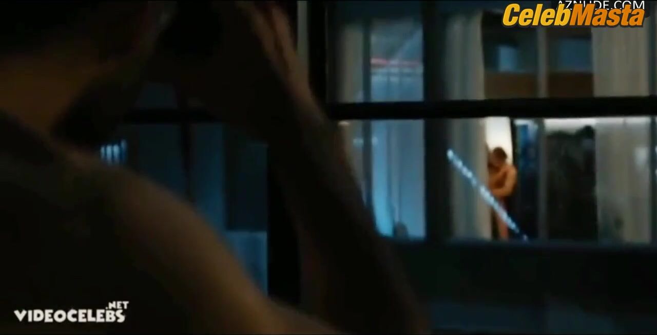 Sydney Sweeney ’s Hot Scene In The Voyeurs - Photo 5 of 5 photo 2