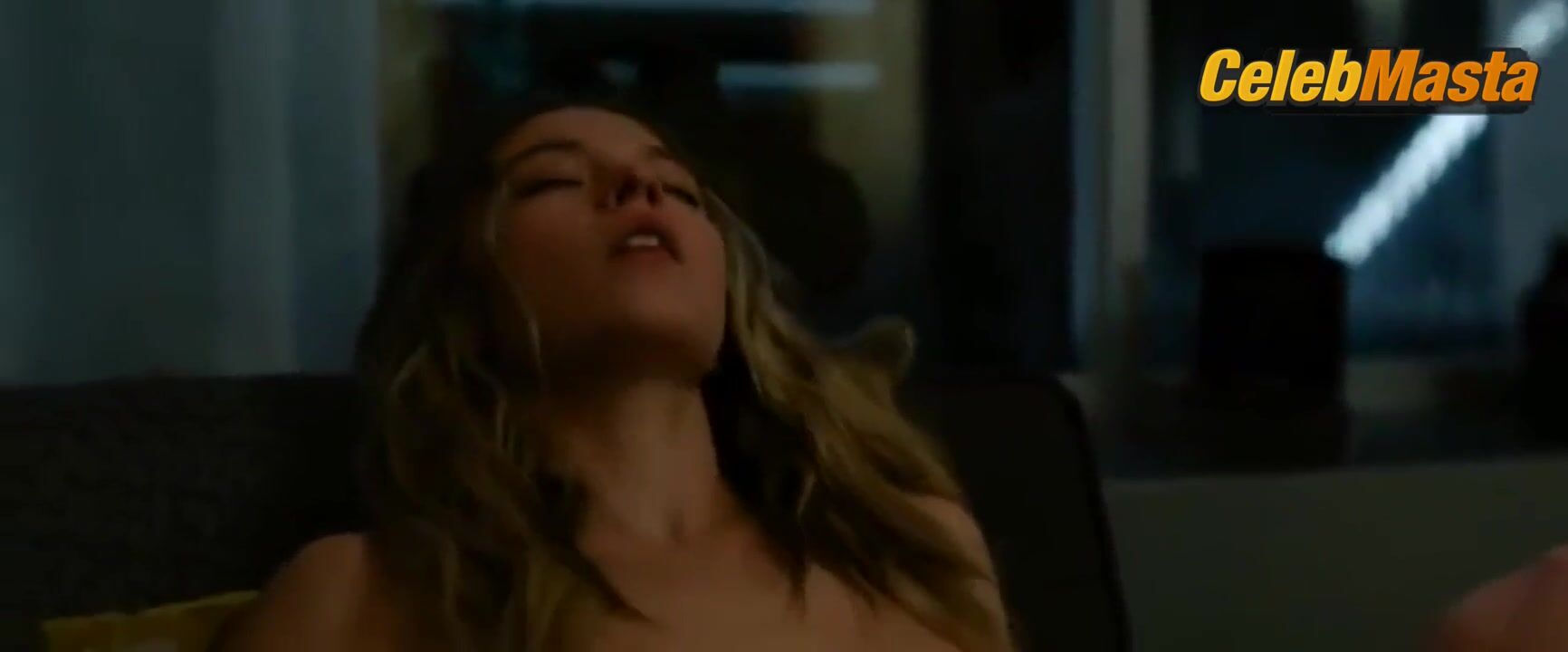 Sydney Sweeney Tits Scene From The Voyeurs - Photo 1 of 5 photo 3