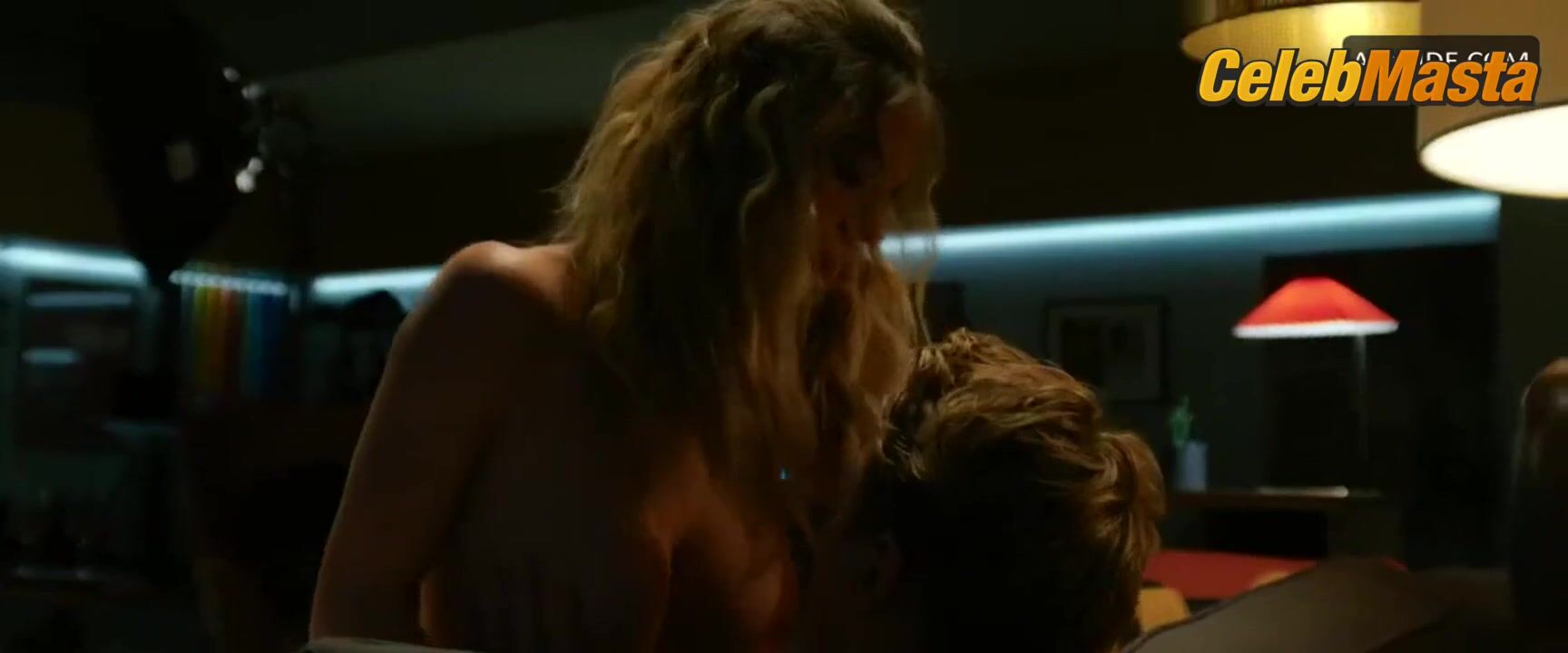 Sydney Sweeney Tits Scene From The Voyeurs - Photo 1 of 5 photo 4