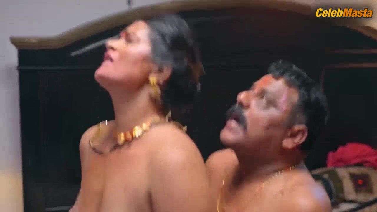 Malavika Tomar Booty And Boobs Scene In Kache Rishtey - Photo 3 of 5 photo 4