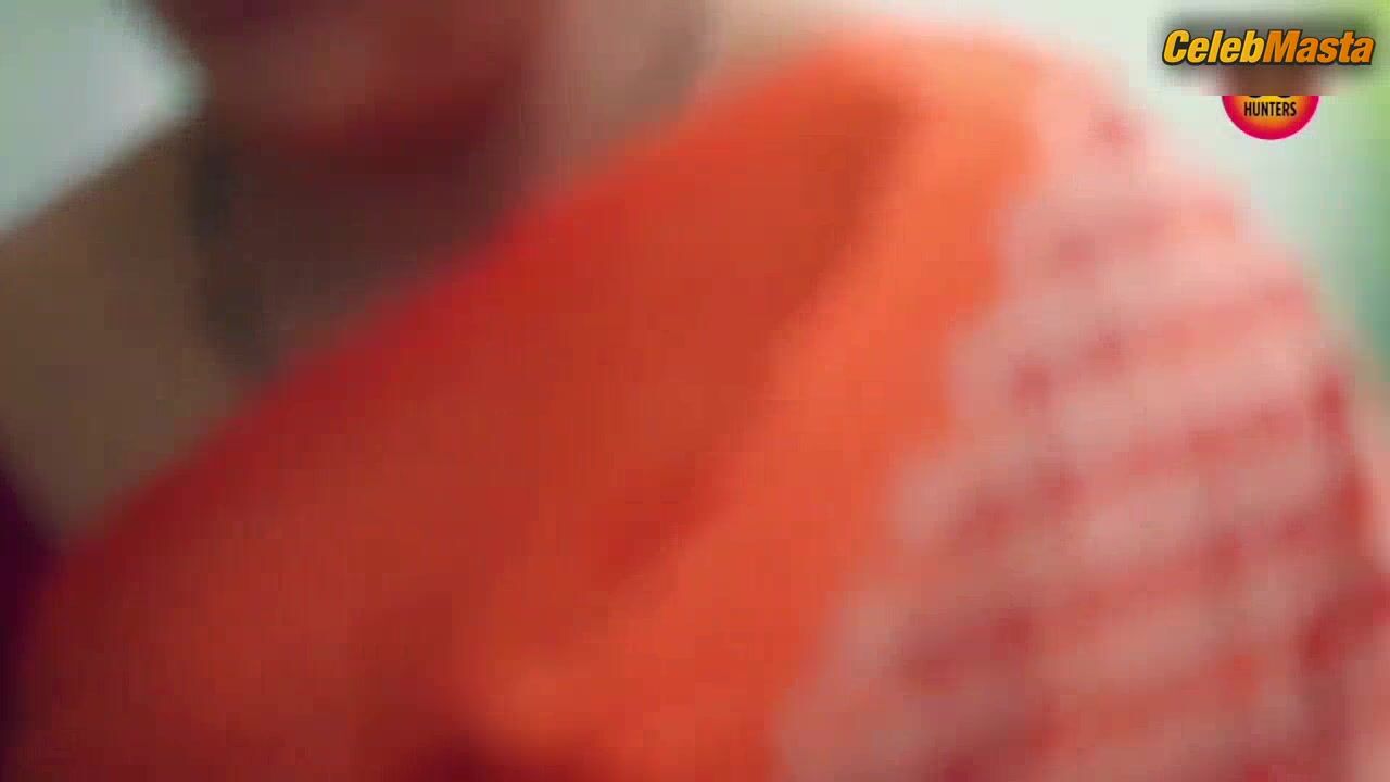 Priya Roy Tits Scene From Doodh Wali - Photo 2 of 5 photo 5