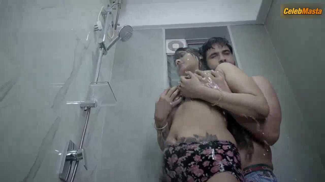 Jinnie Jaaz ’s Steamy Scene In Charmsukh - Photo 2 of 5