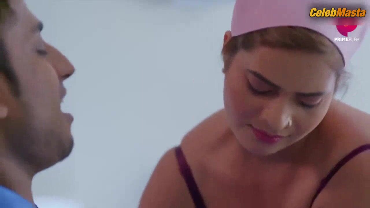 Malavika Tomar Flaunts Booty, Breasts Scene In Ilaaj - Photo 2 of 5 photo 5