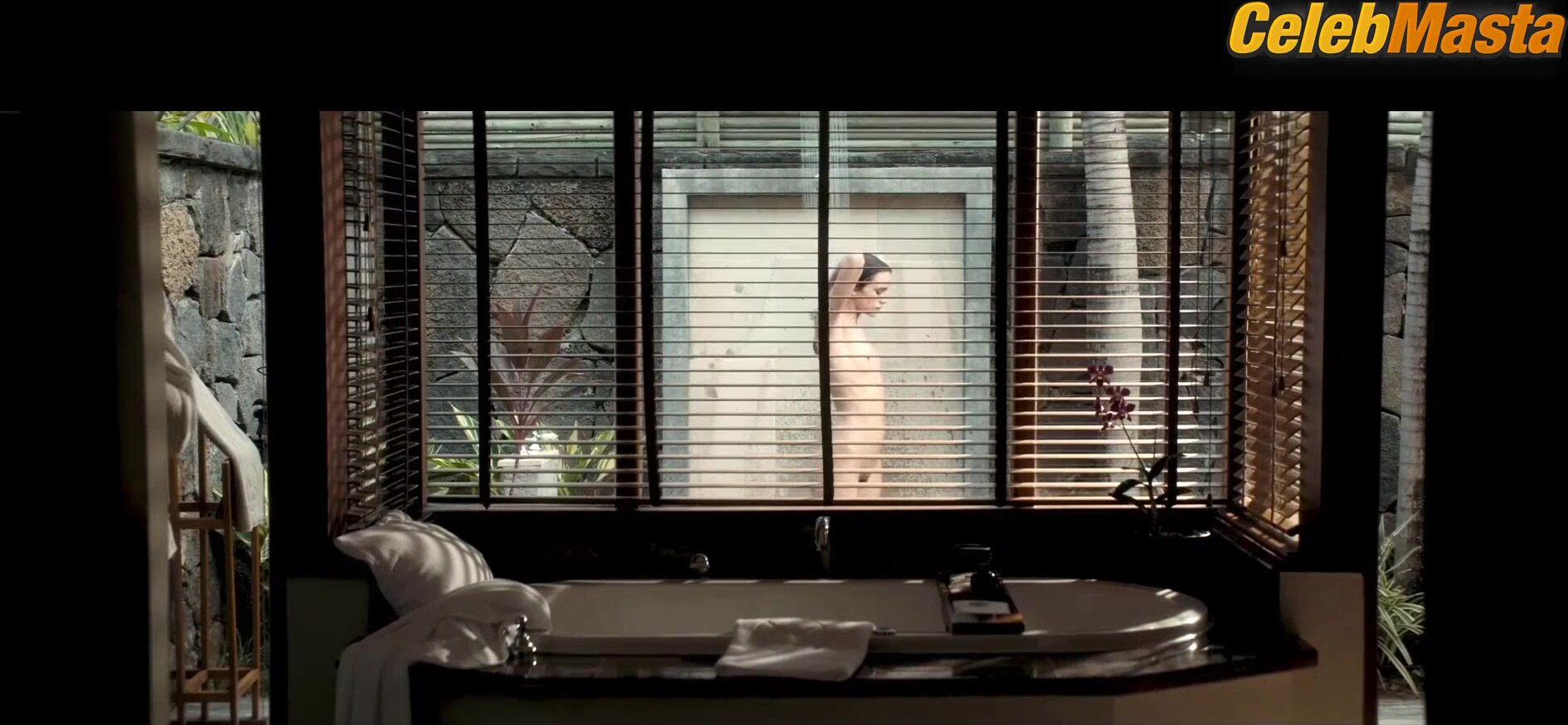Stacy Martin Flaunts Boobs, Bush In Lovers Scene - Photo 5 of 5