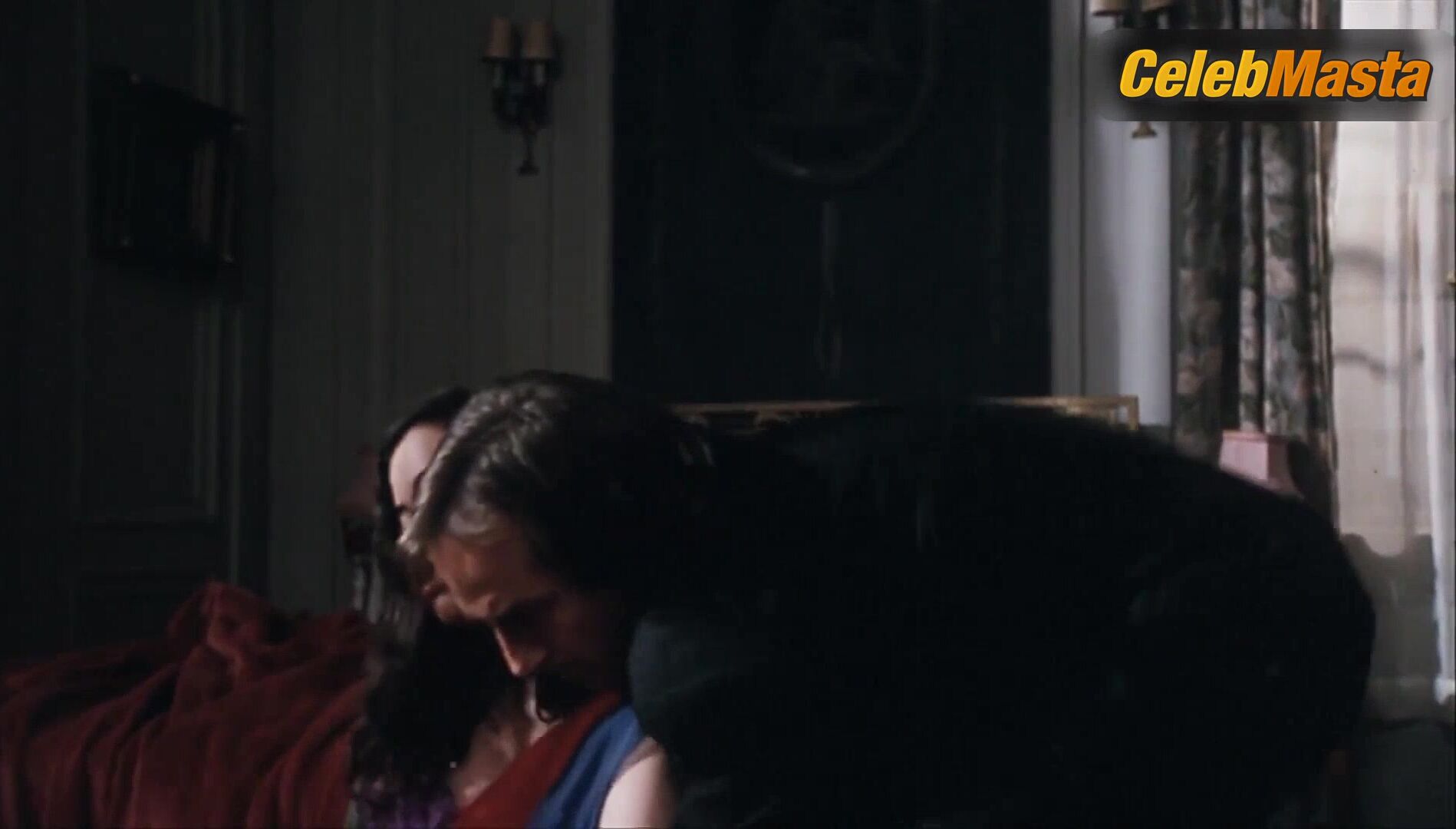 Emmanuelle Vaugier And Lynn Snelling Boobs Scene In Hysteria - Photo 1 of 5 photo 2