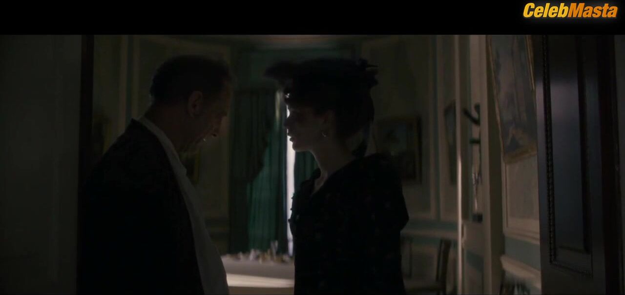 Stacy Martin Reveals Ass, Tits Scene In Casanova, Last - Photo 2 of 5 photo 5