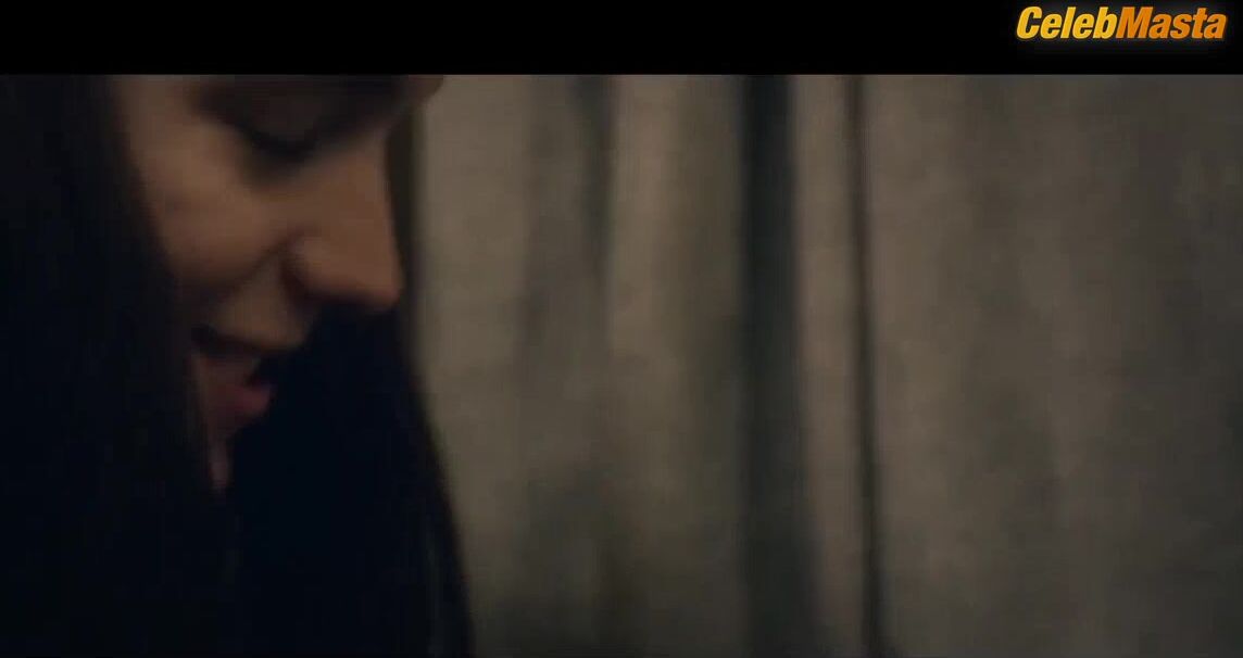 Stacy Martin Real Sex, Booty Scene In Nymphomaniac Vol. I - Photo 1 of 5 photo 2
