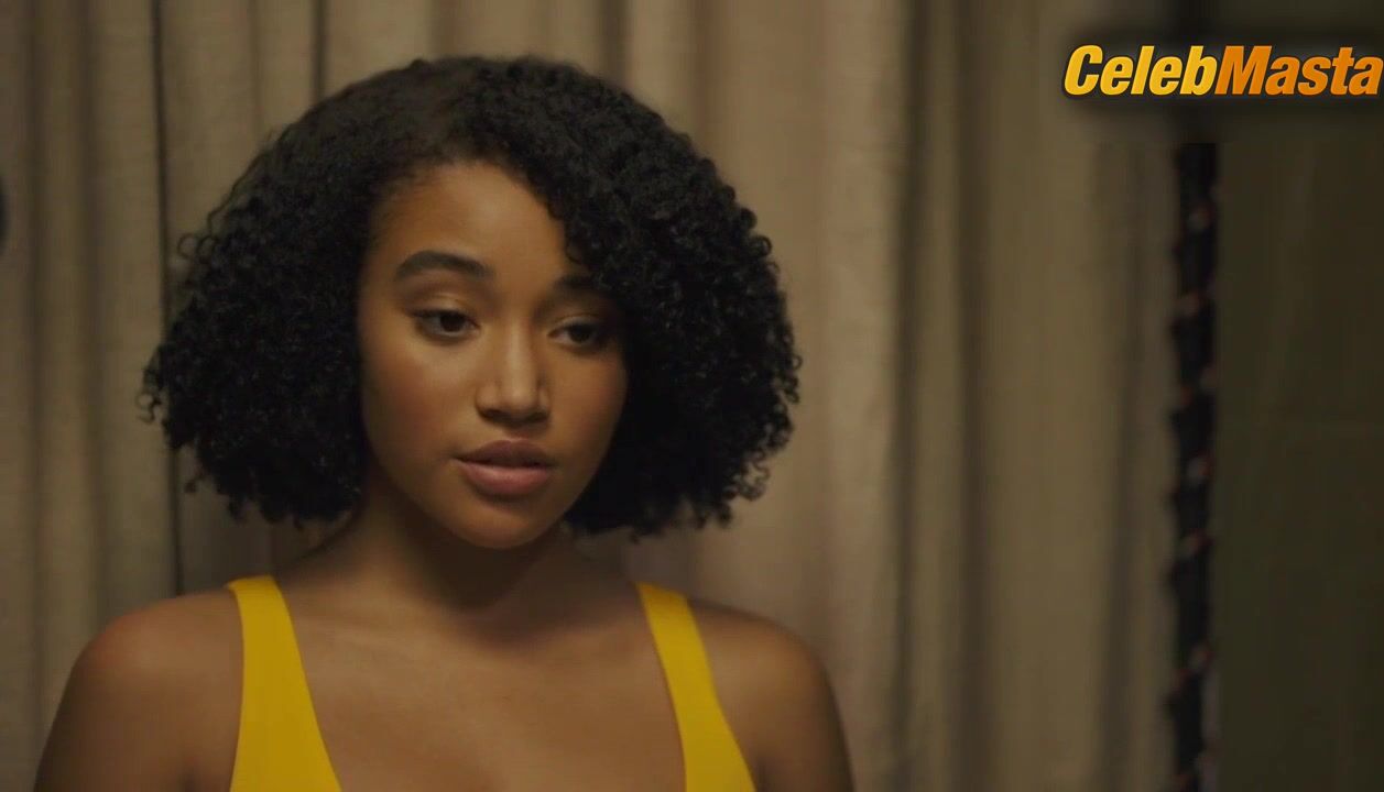 Amandla Stenberg Swimsuit Scene From Everything, Everything - Photo 1 of 5 photo 2