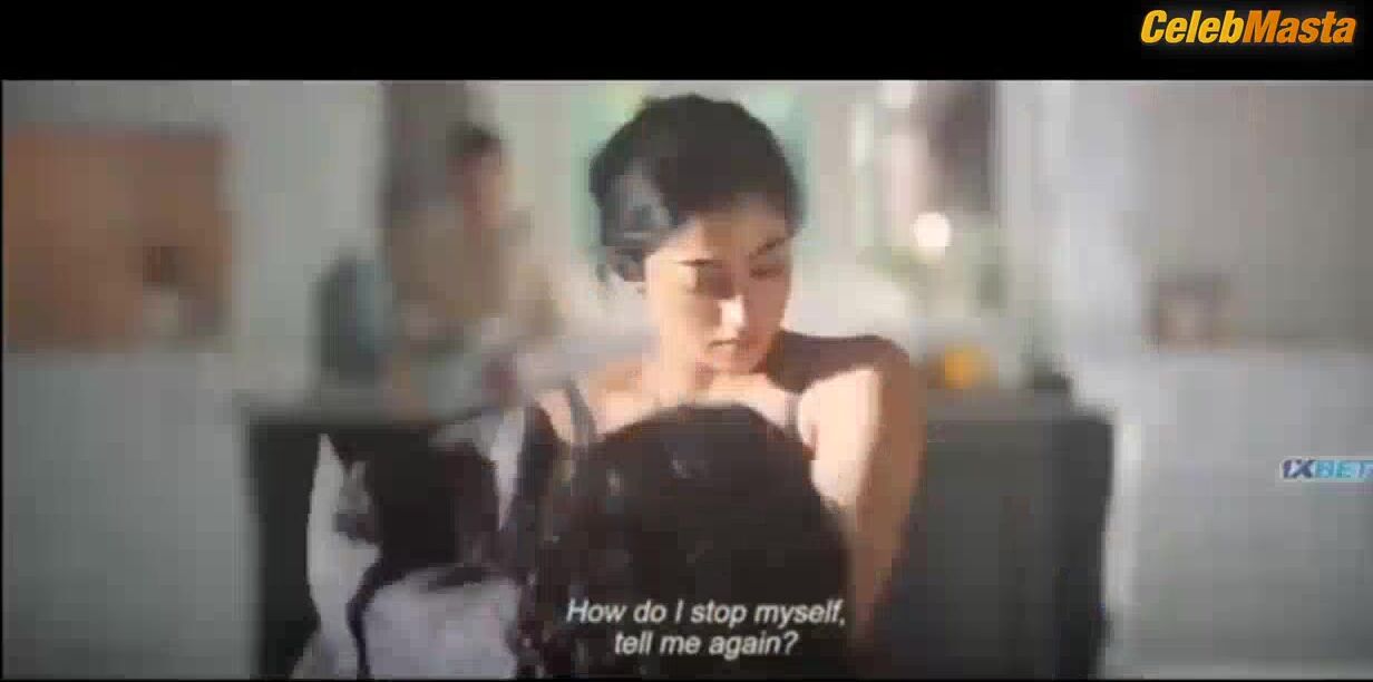 Rashmika Mandanna ’s Tits, Swimsuit Scene In Animal - Photo 2 of 5 photo 1