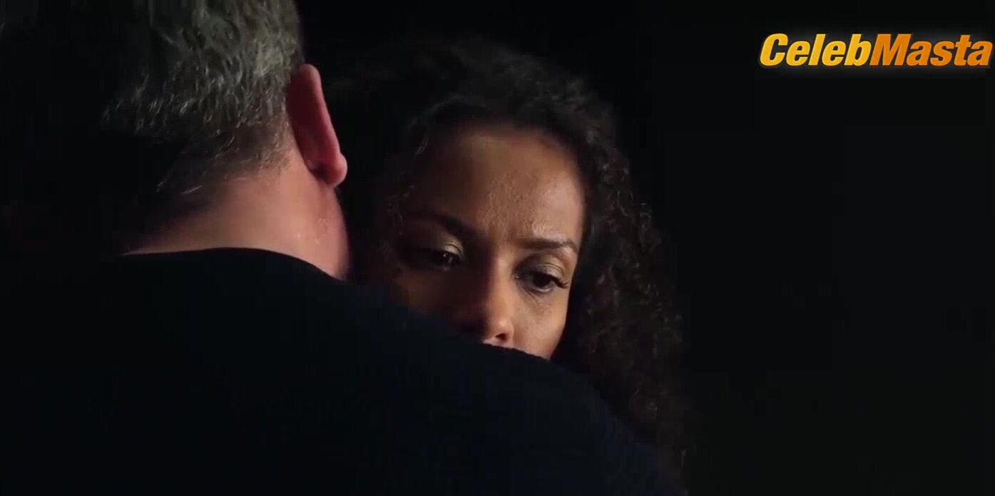 Gugu Mbatha-raw Bares Butt, Tits Scene In The Morning Show - Photo 2 of 5
