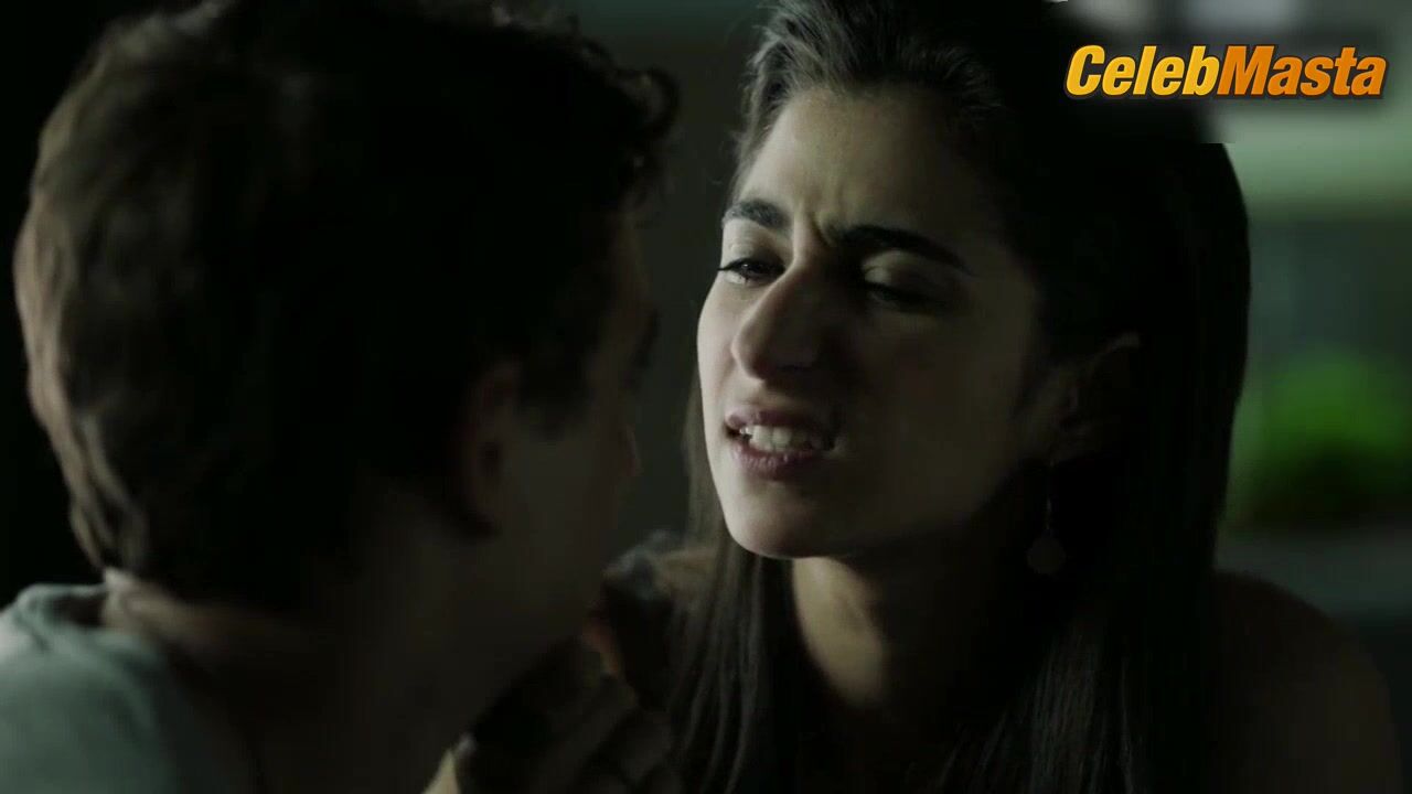 Alba Flores Flaunts Underwear Scene In La Casa De Papel - Photo 2 of 5 photo 4