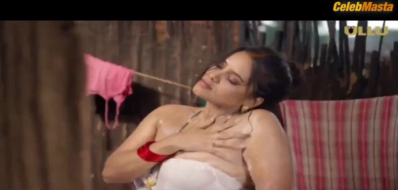 Priya Gamre Flaunts Ass, Tits In Shahad Scene - Photo 2 of 5 photo 4