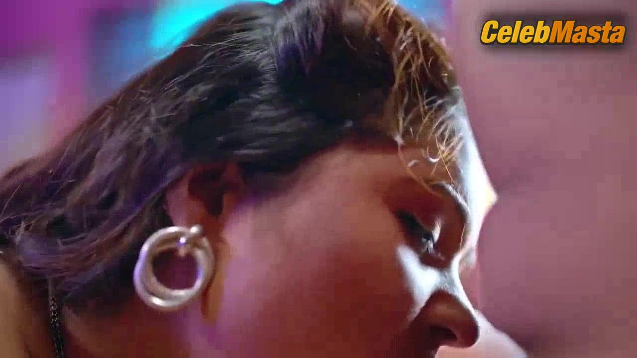 Priya Roy Rups Khan And Show Sexy Scene In Adhuri Aas - Photo 1 of 5 photo 4