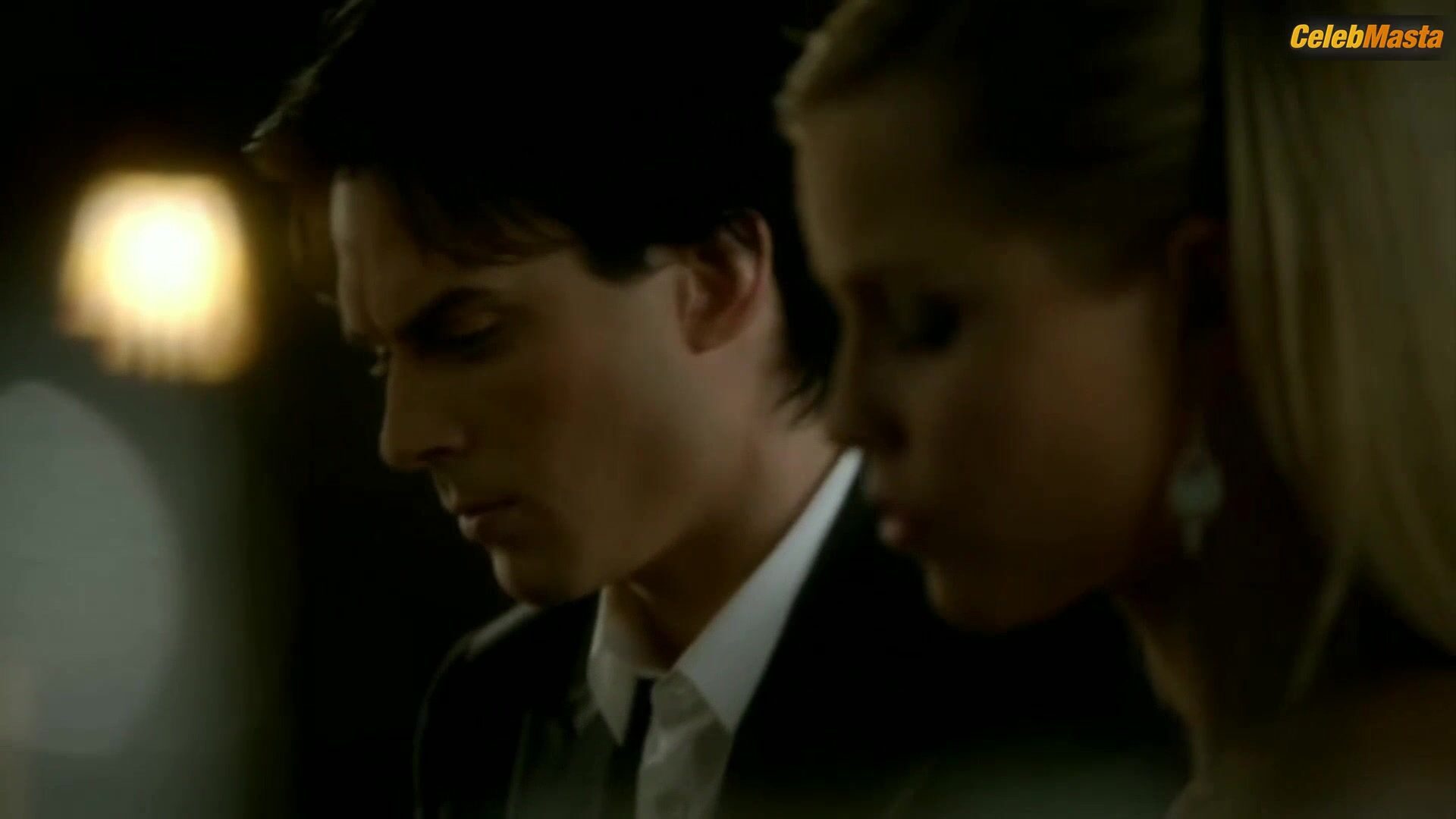 Claire Holt Hot Scene In The Vampire Diaries - Photo 1 of 5