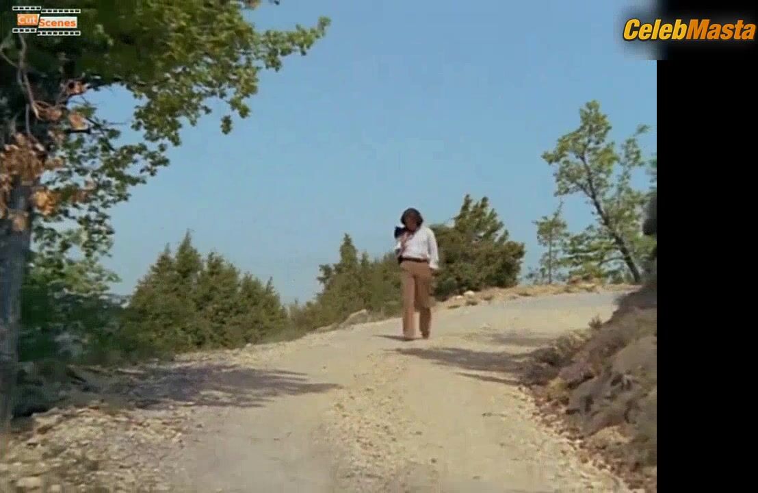 Brigitte Lahaie ’s Booty, Tits Scene In Cathy, Fille - Photo 2 of 5 photo 5
