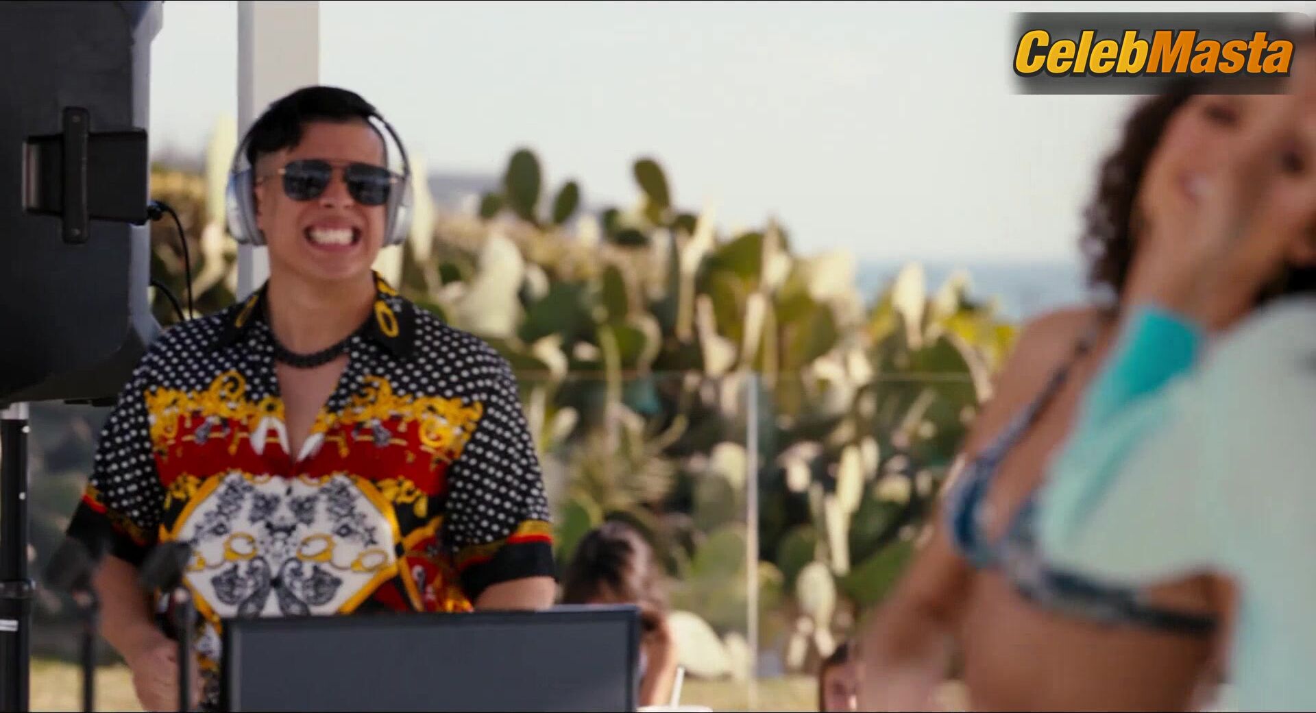 Madison Pettis Bikini Scene From Hes All That - Photo 2 of 5 photo 4