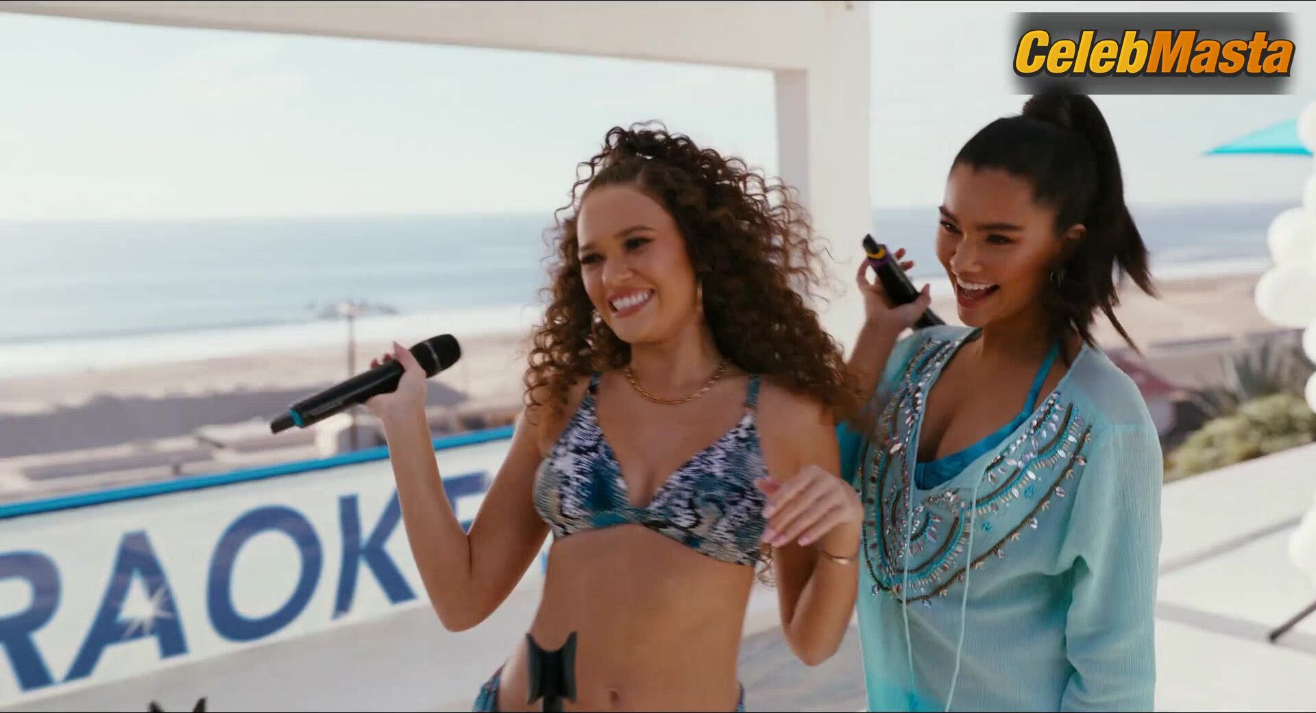 Madison Pettis Bikini Scene From Hes All That - Photo 2 of 5 photo 5