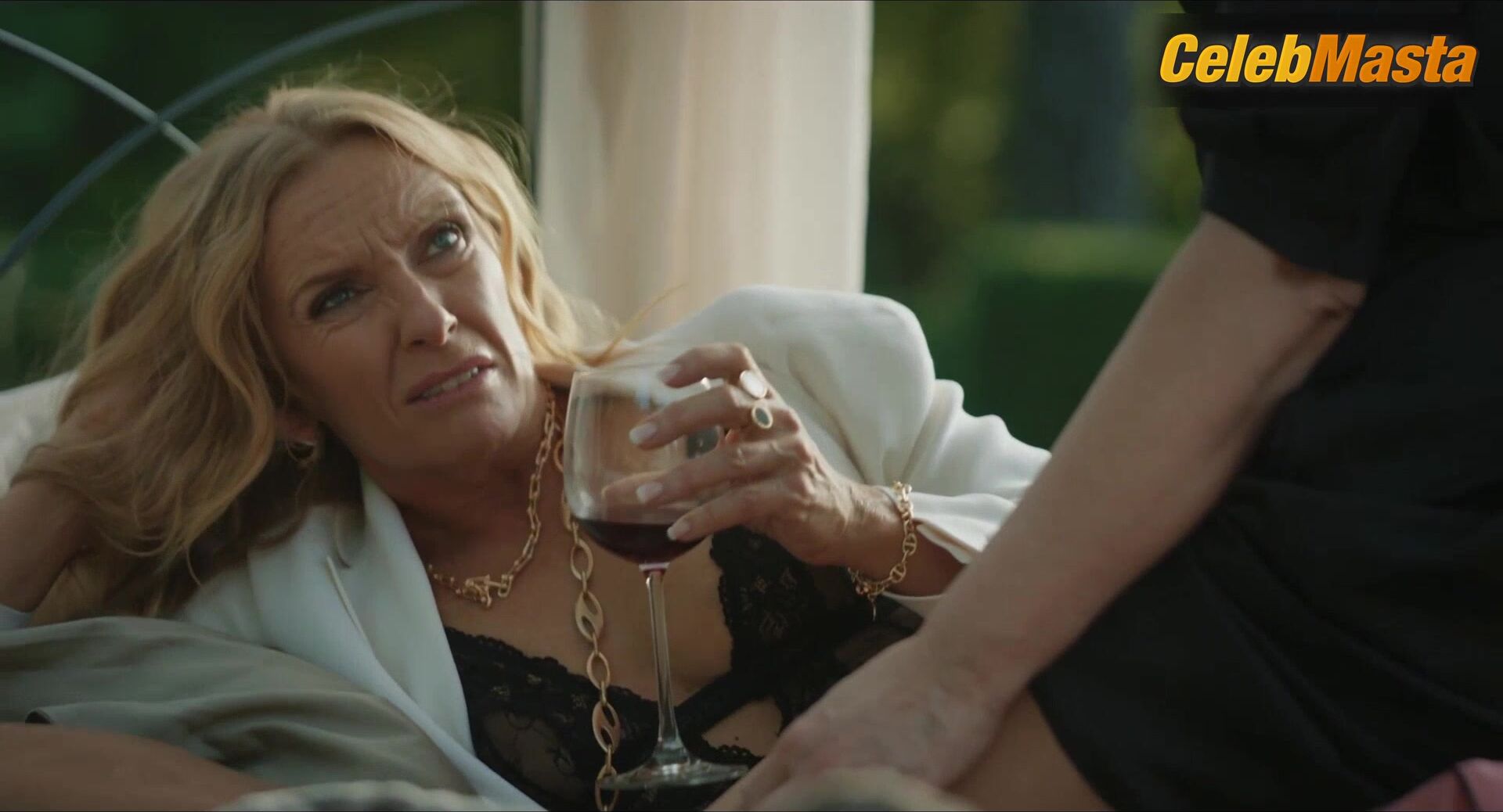 Monica Bellucci Toni Collette And Underwear Scene From Mafia - Photo 1 of 5 photo 5